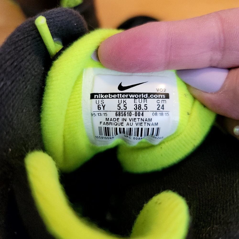 Nike stasis acg(gs) black and yellow sneaker boot - Picture 7 of 7